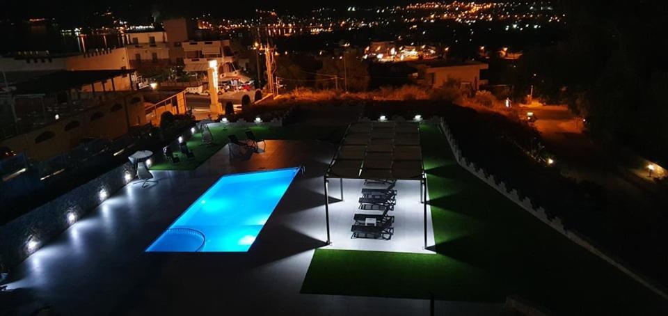 Nina Apartment Chania  Buitenkant foto