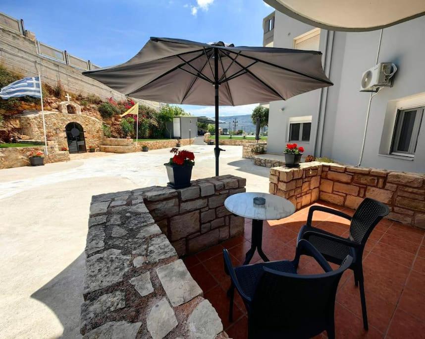 Nina Apartment Chania  Buitenkant foto